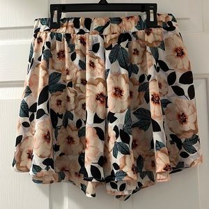 Show Me Your MuMu Floral High Waist Shorts - Black, Cream, Green